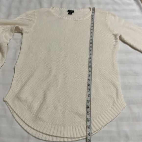 Rue21 ivory textured lightweight sweater Size M - Picture 15 of 17